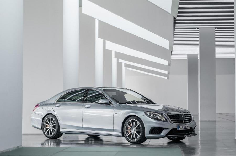  Mercedes-Benz S63 AMG 2014 года  (фото 23 из 125)